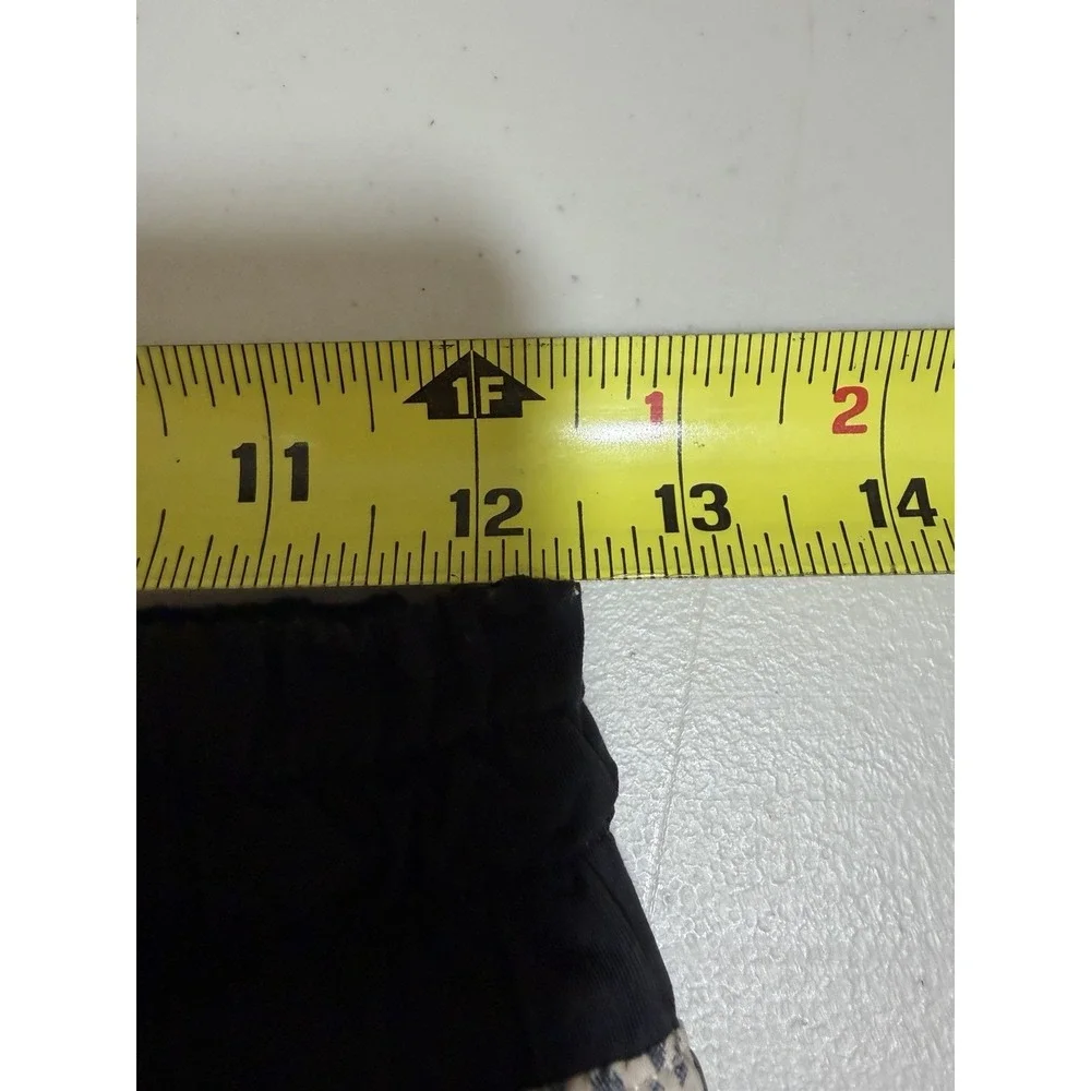Lululemon Shorts Women's 4 Tracker‎ Lined Dottie Dash Grain Black Yoga 4